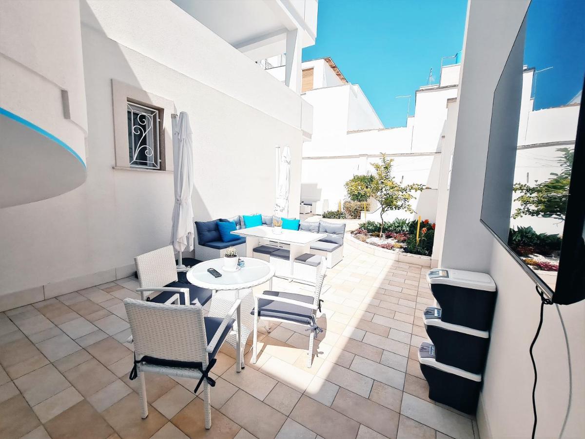 Kalinifta Rooms Apartment Torre Lapillo Eksteriør billede