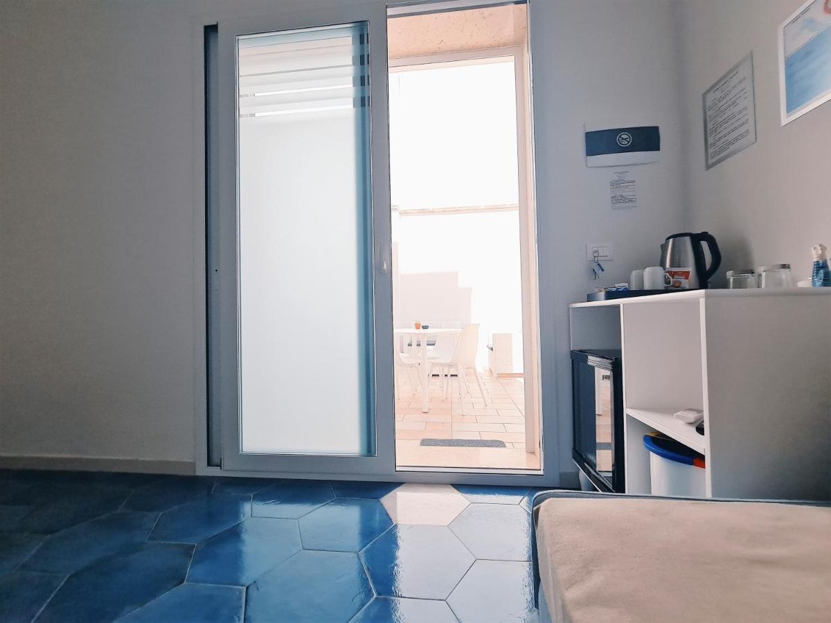 Kalinifta Rooms Apartment Torre Lapillo Eksteriør billede