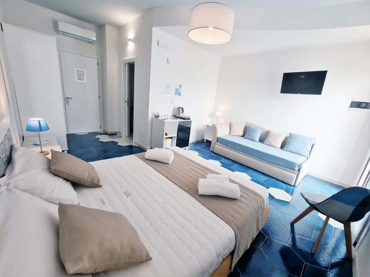 Kalinifta Rooms Apartment Torre Lapillo Eksteriør billede
