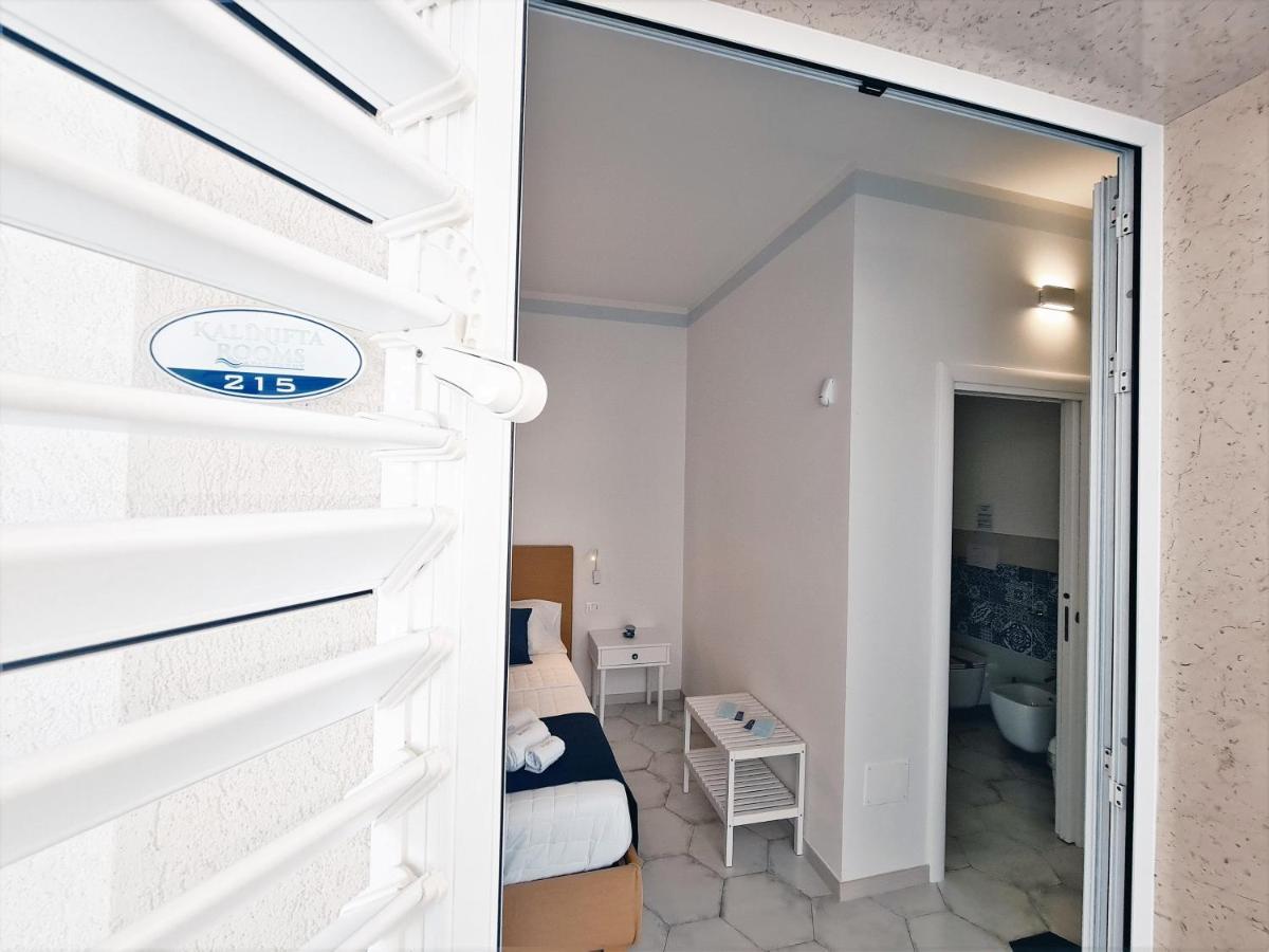 Kalinifta Rooms Apartment Torre Lapillo Eksteriør billede