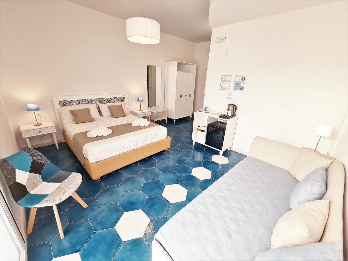 Kalinifta Rooms Apartment Torre Lapillo Eksteriør billede