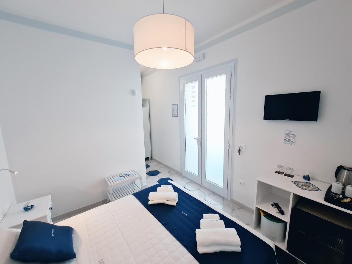 Kalinifta Rooms Apartment Torre Lapillo Eksteriør billede
