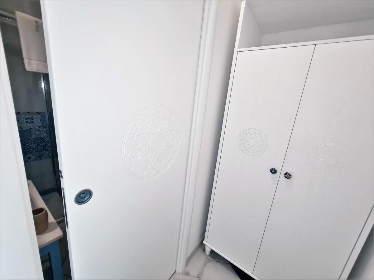 Kalinifta Rooms Apartment Torre Lapillo Eksteriør billede