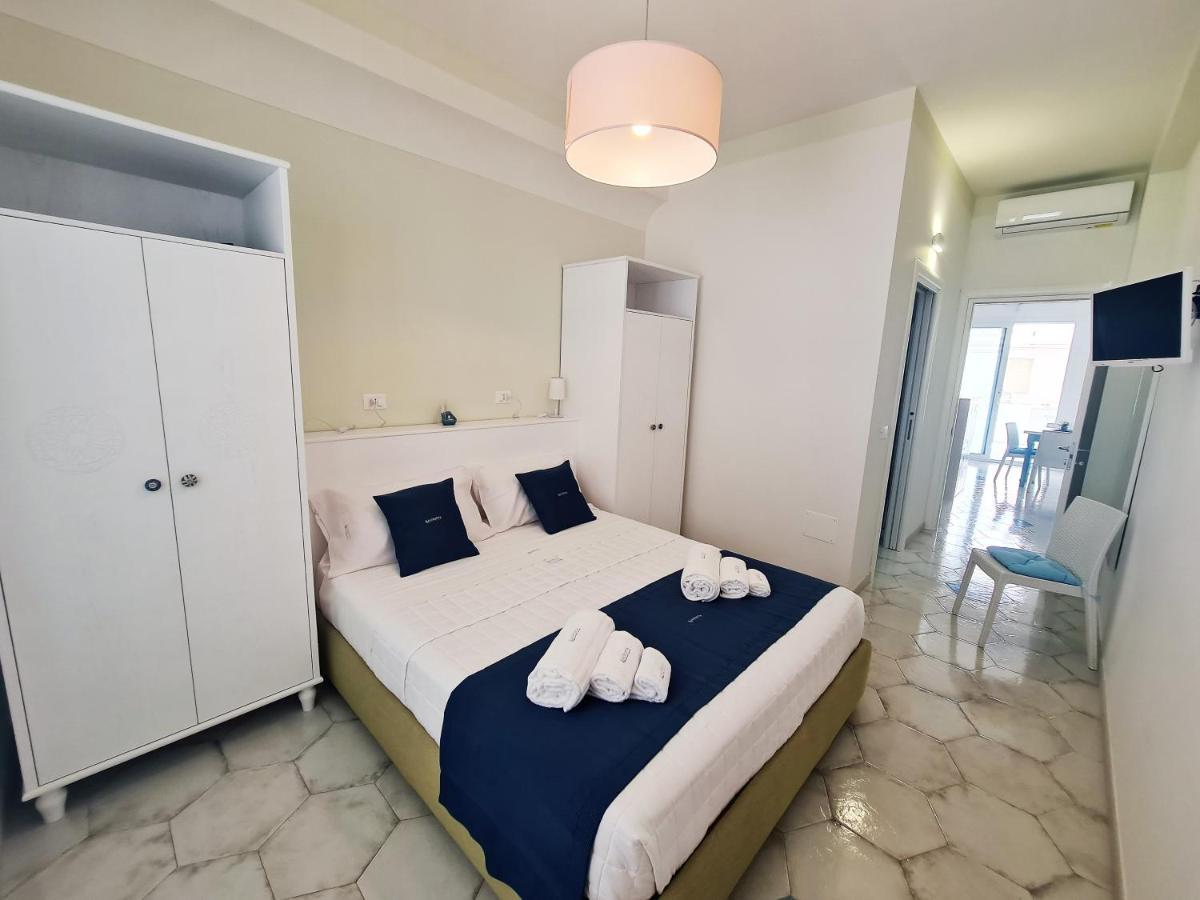 Kalinifta Rooms Apartment Torre Lapillo Eksteriør billede